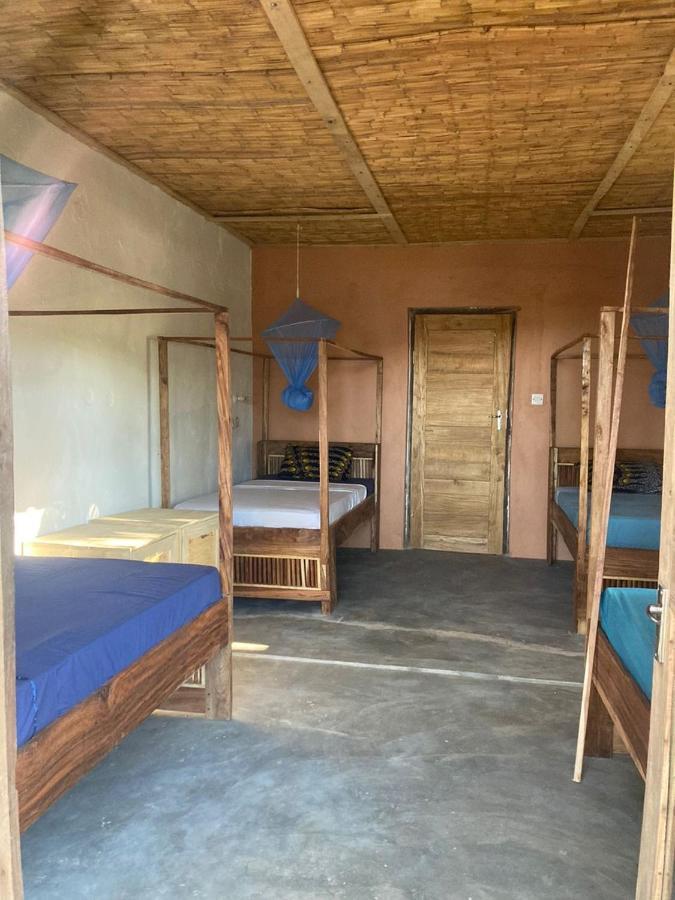 Soul Rebel Lodge & Backpackers Nkhata Bay Екстер'єр фото