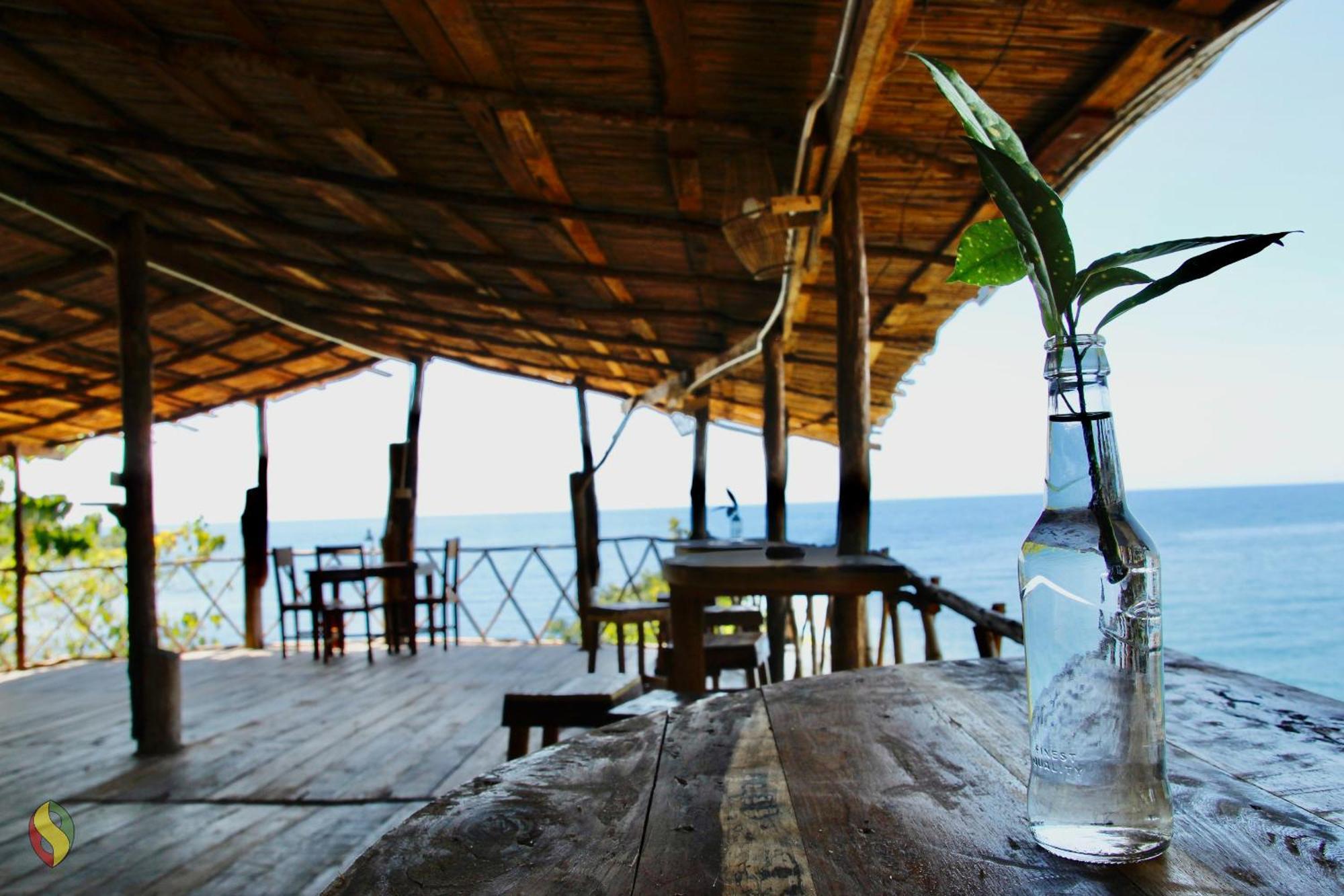 Soul Rebel Lodge & Backpackers Nkhata Bay Екстер'єр фото