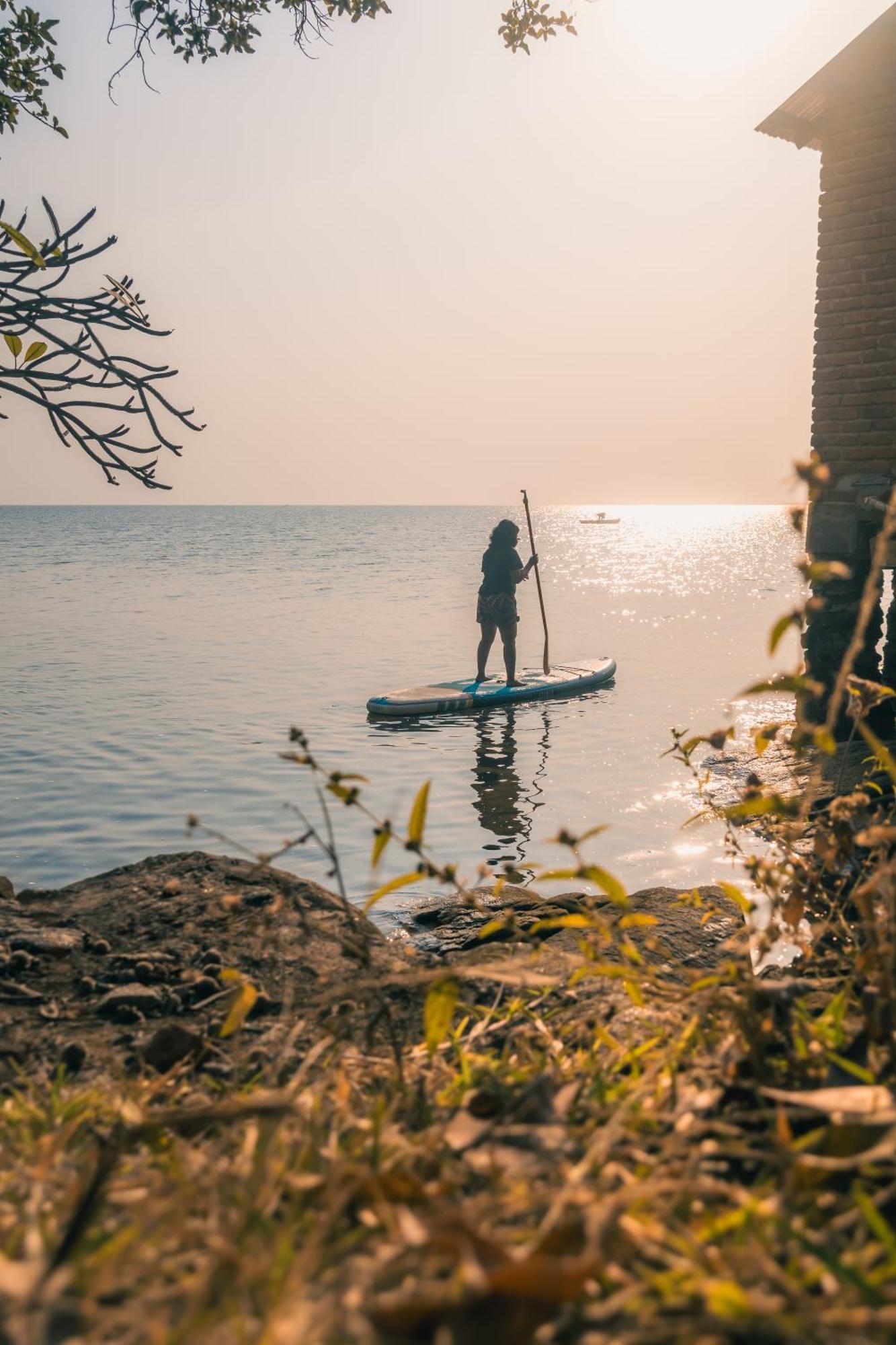 Soul Rebel Lodge & Backpackers Nkhata Bay Екстер'єр фото