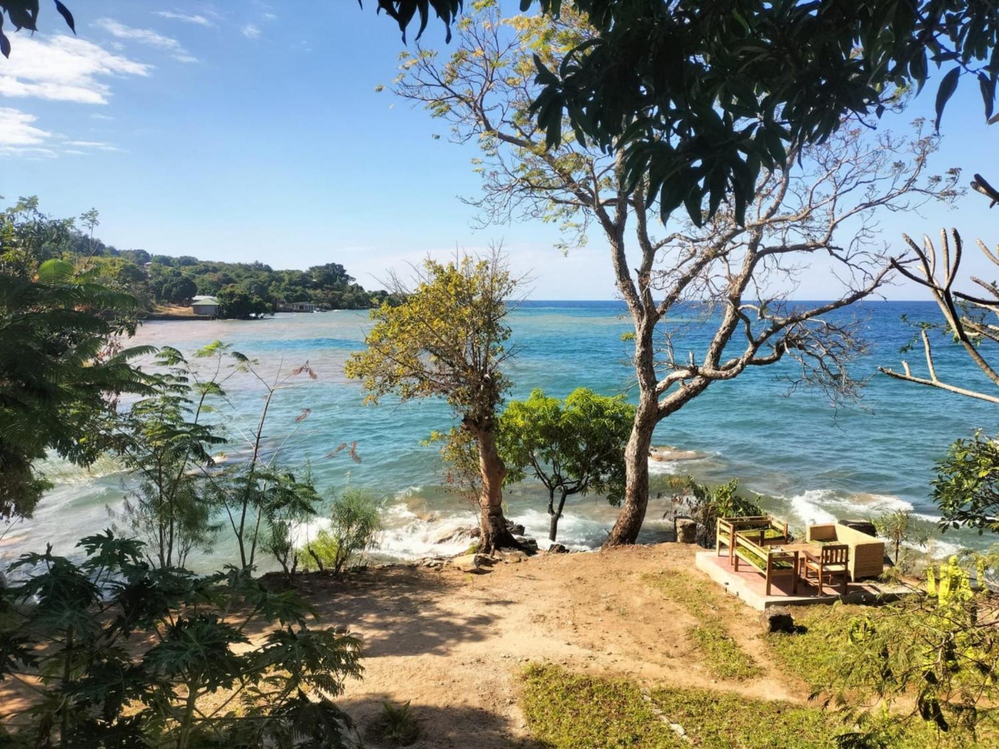 Soul Rebel Lodge & Backpackers Nkhata Bay Екстер'єр фото